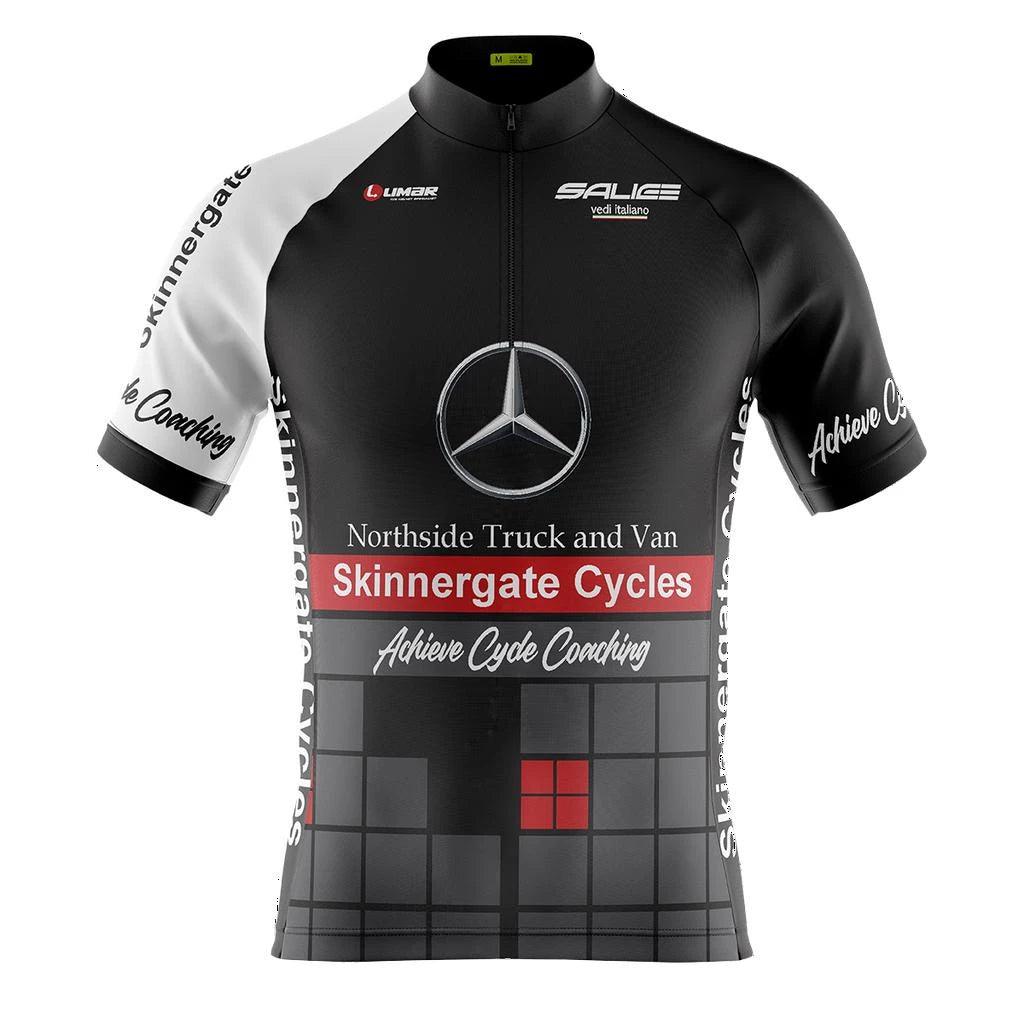 Camisa de Ciclismo Mercedes-Benz – Elegância e Performance na Estrada
